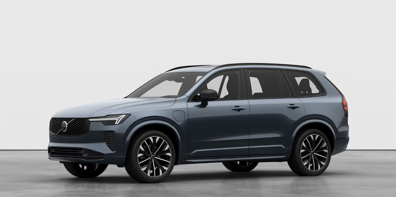 Volvo XC90 Ultra Dark Plug-In Hybrid