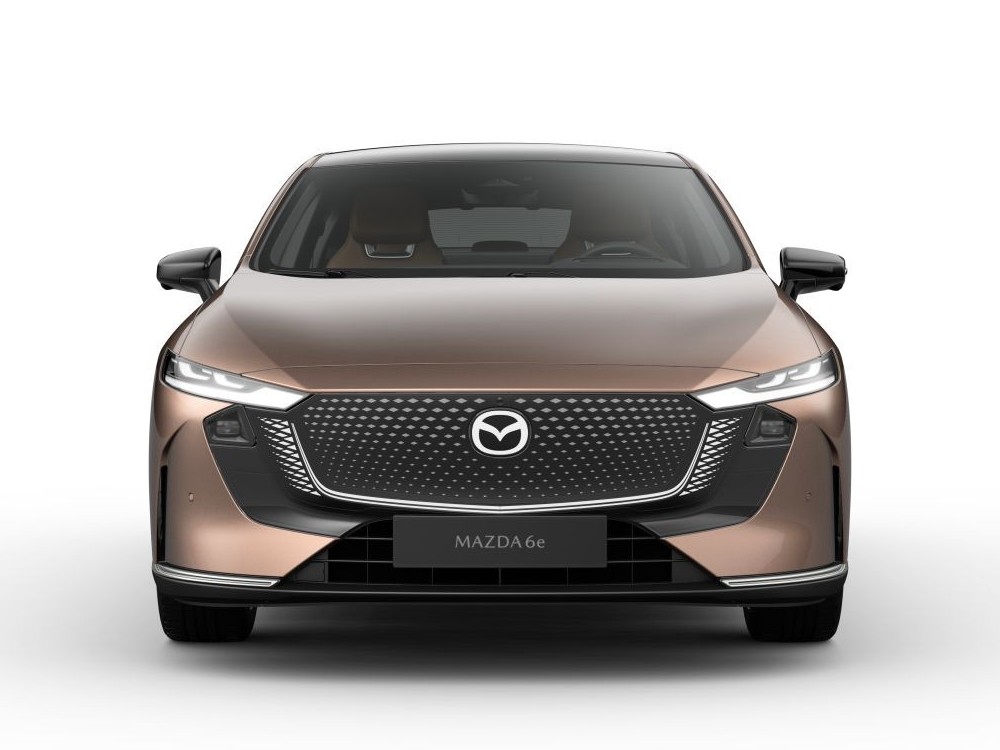 Mazda6e Takumi Plus