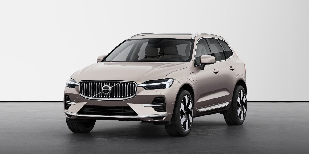 Volvo XC60 Ultra Bright Plug-In Hybrid